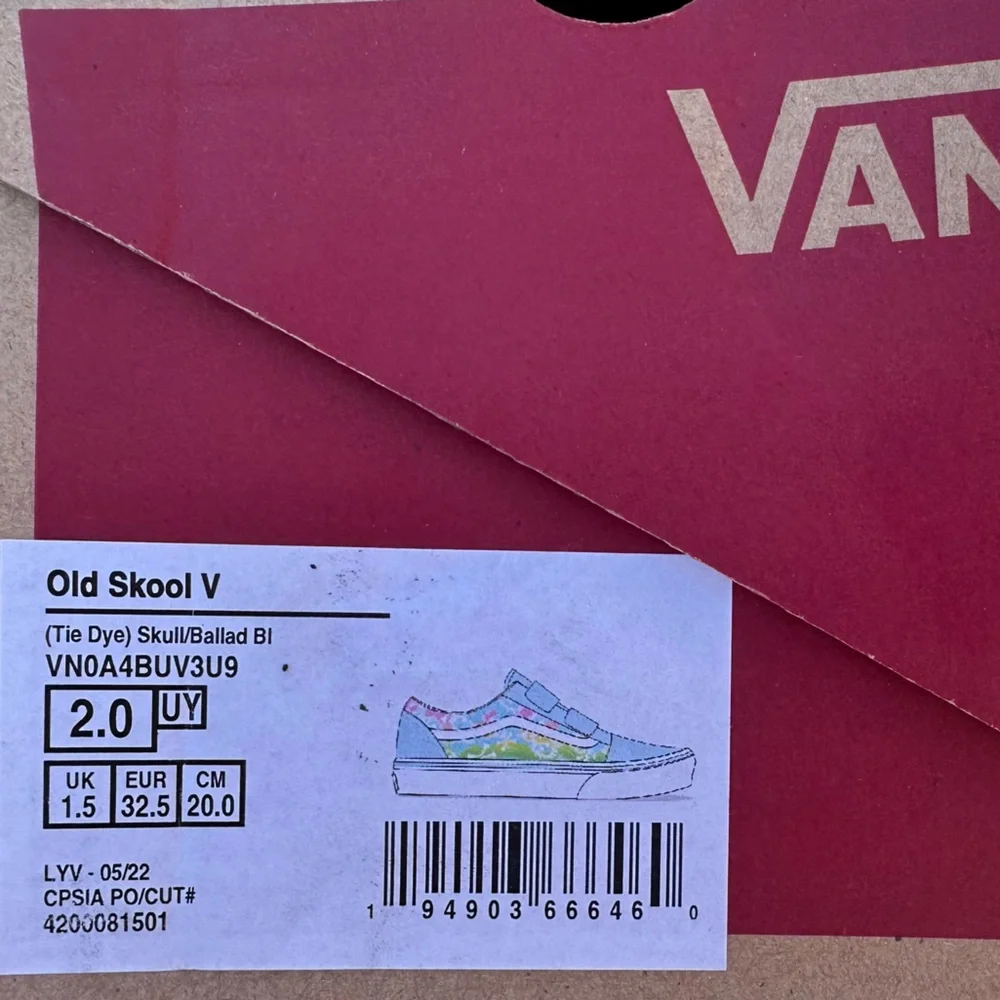 Girls Tie Dye Old Skool Vans - Picture 2 of 2